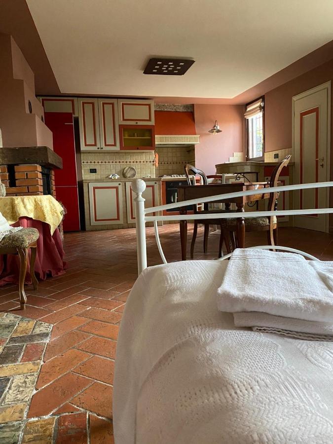 דירות איסאו Antica Casa Fenaroli מראה חיצוני תמונה