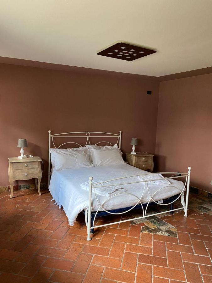 דירות איסאו Antica Casa Fenaroli מראה חיצוני תמונה