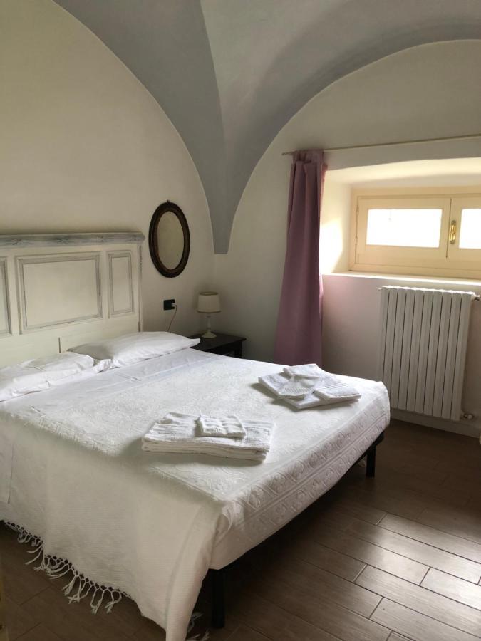 דירות איסאו Antica Casa Fenaroli מראה חיצוני תמונה