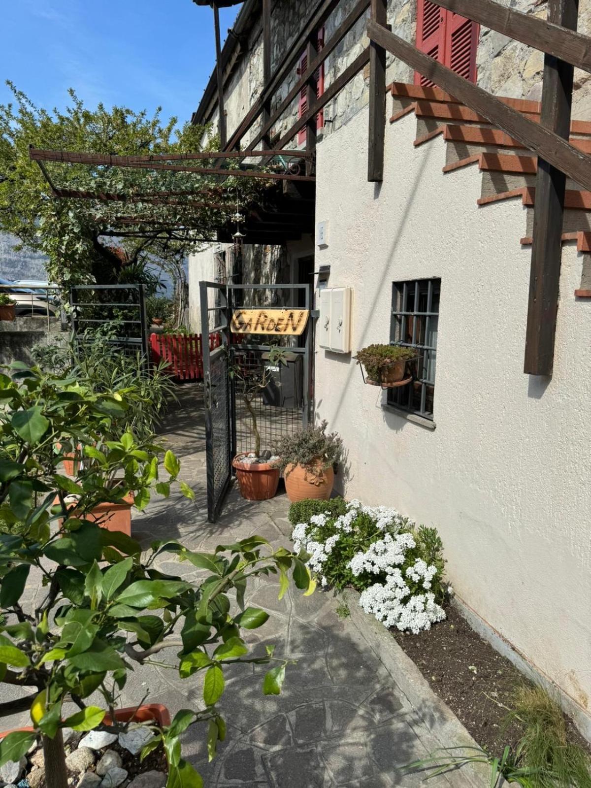 דירות איסאו Antica Casa Fenaroli מראה חיצוני תמונה